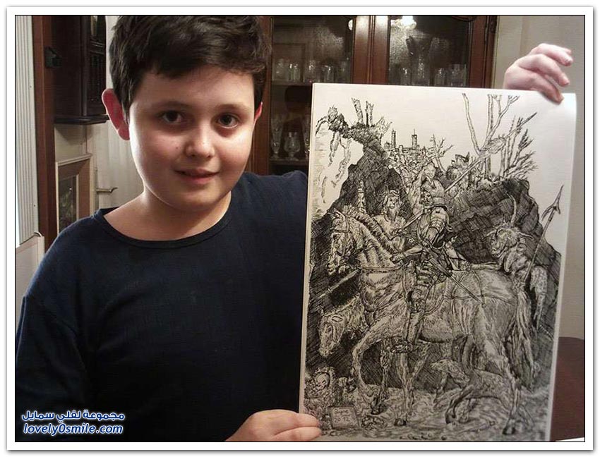 طفل عمره 11 عاما يرسم رسومات تفصيلية مذهلة
