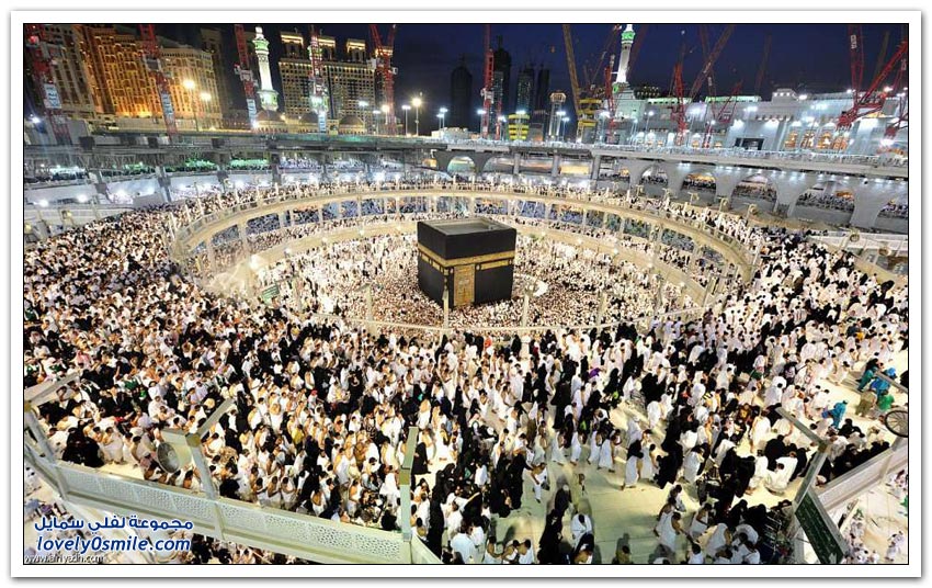 الحرم المكي ليلة السابع والعشرين من رمضان لعام 1436 هـ