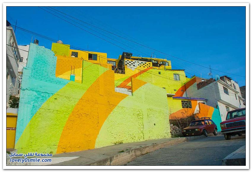 الحكومة المكسيكية تطلب من فناني الشوارع طلاء 200 منزل في إحدى البلدات