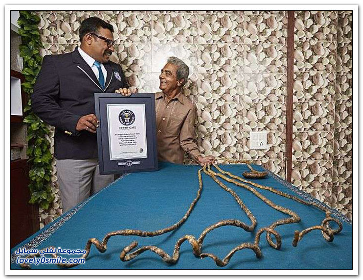 هندي صاحب أطول أظافر في العالم
