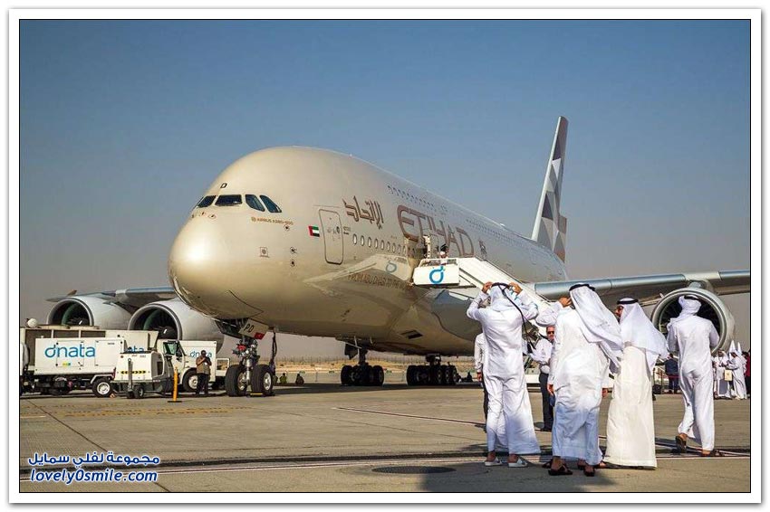 طائرة إيرباص A380 لطيران الاتحاد