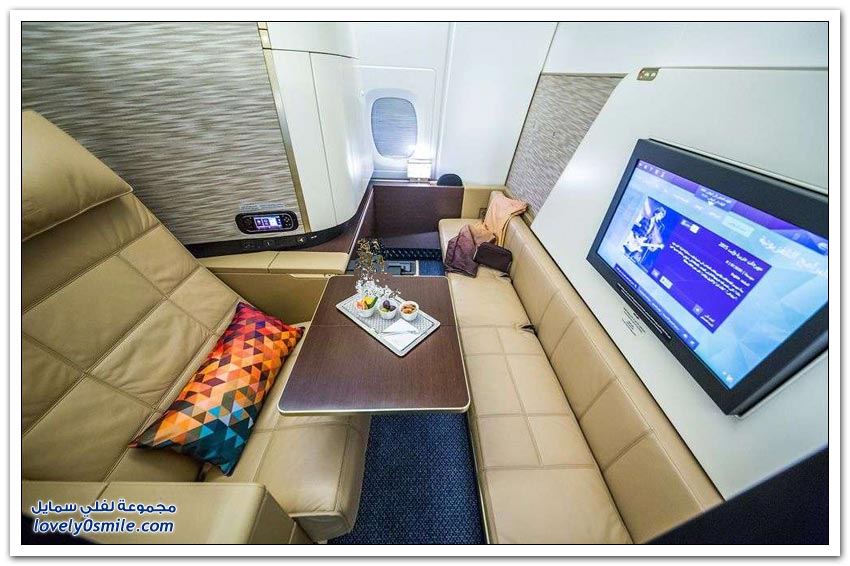 طائرة إيرباص A380 لطيران الاتحاد