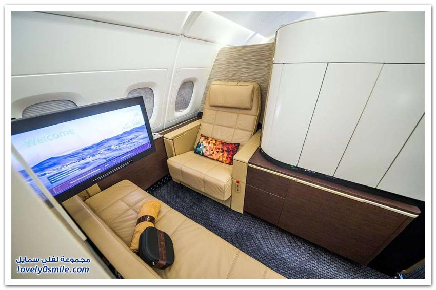 طائرة إيرباص A380 لطيران الاتحاد