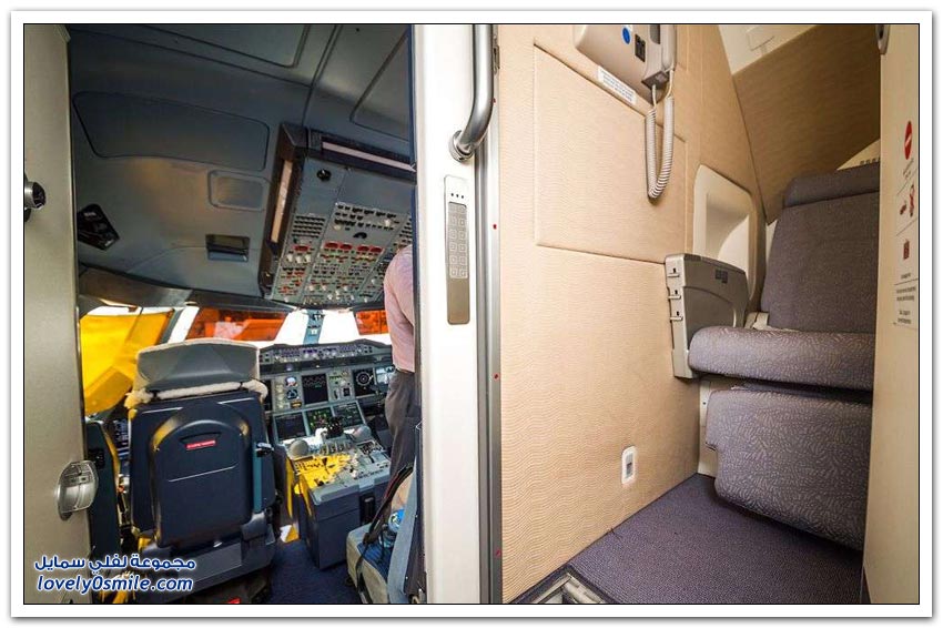 طائرة إيرباص A380 لطيران الاتحاد