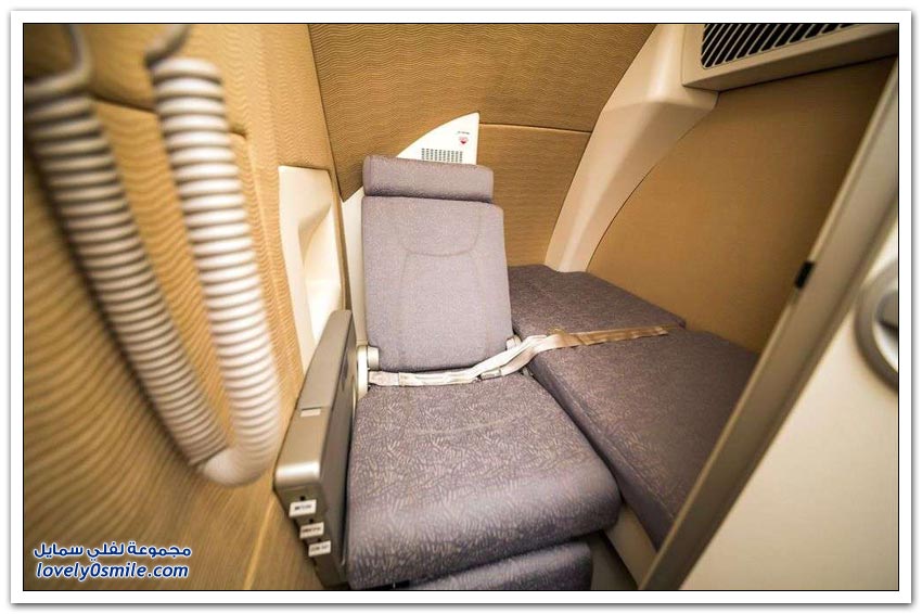 طائرة إيرباص A380 لطيران الاتحاد