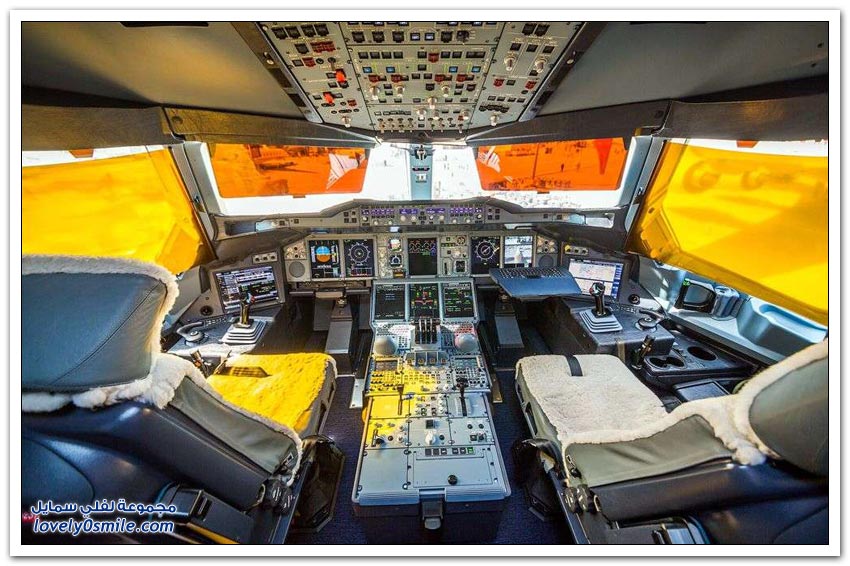 طائرة إيرباص A380 لطيران الاتحاد