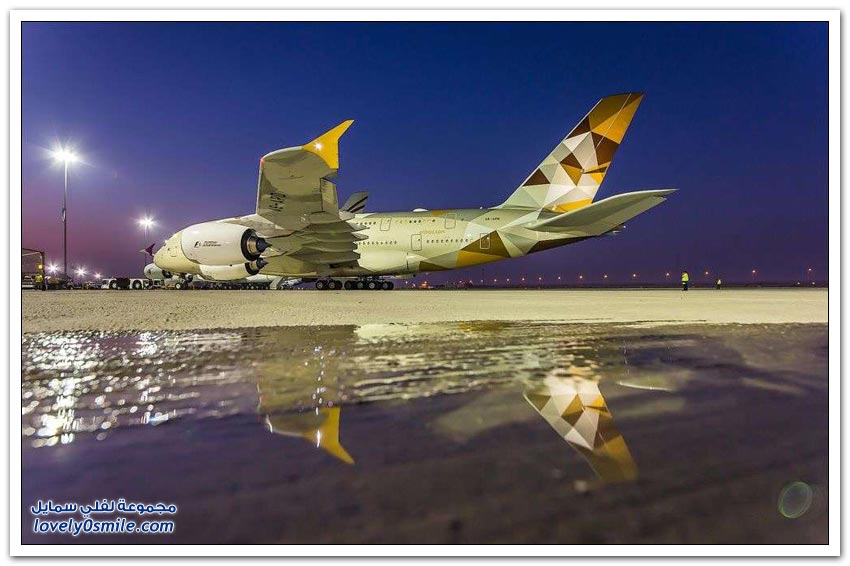 طائرة إيرباص A380 لطيران الاتحاد
