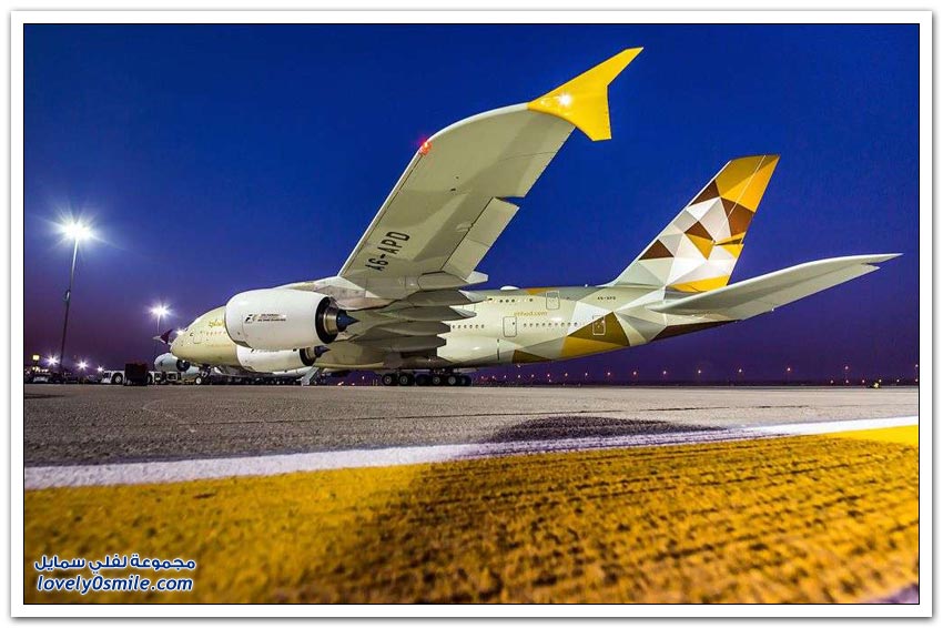 طائرة إيرباص A380 لطيران الاتحاد