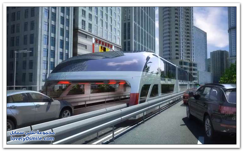 الصين تختبر أول حافلة عملاقة تمر فوق السيارات لمواجهة الزحام المروري