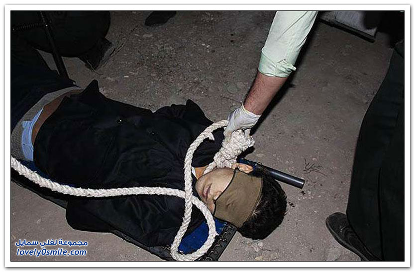 صور لإعدام أهل السنة في إيران