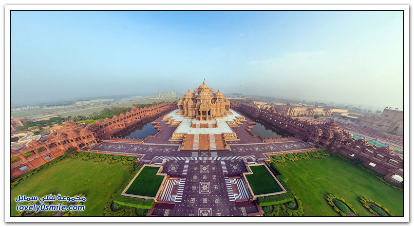 أكشاردام أحد أكبر المعابد الهندوسية في الهند