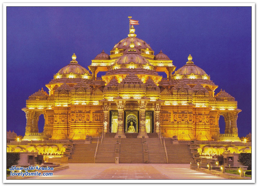 أكشاردام أحد أكبر المعابد الهندوسية في الهند