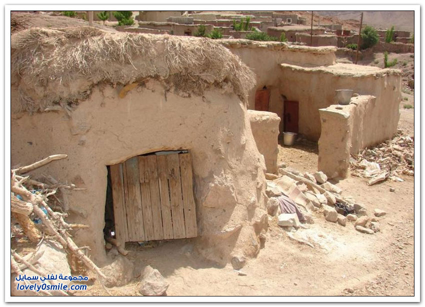 قرية للأقزام على الحدود الإيرانية الأفغانية