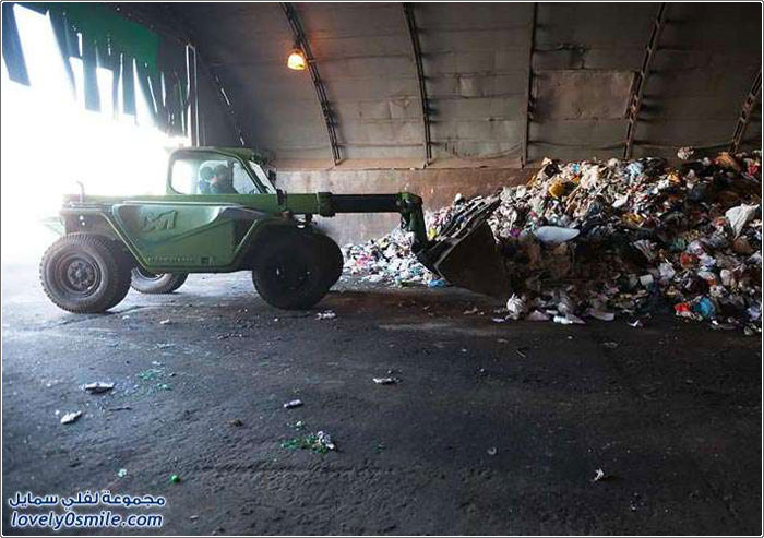 معمل فرز النفايات في بطرسبرج