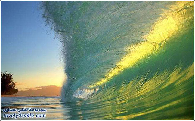 صور لجمال أمواج البحر