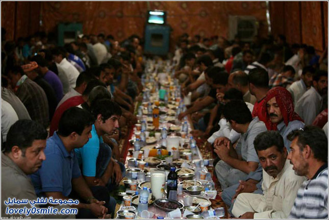 الفطور الجماعي في رمضان في بعض دول العالم