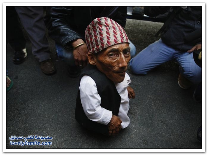 أقصر رجل في العالم وجد في قرية نيبالية