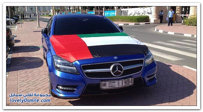 بعض سيارات الطلاب في الجامعة الأمريكية في دبي