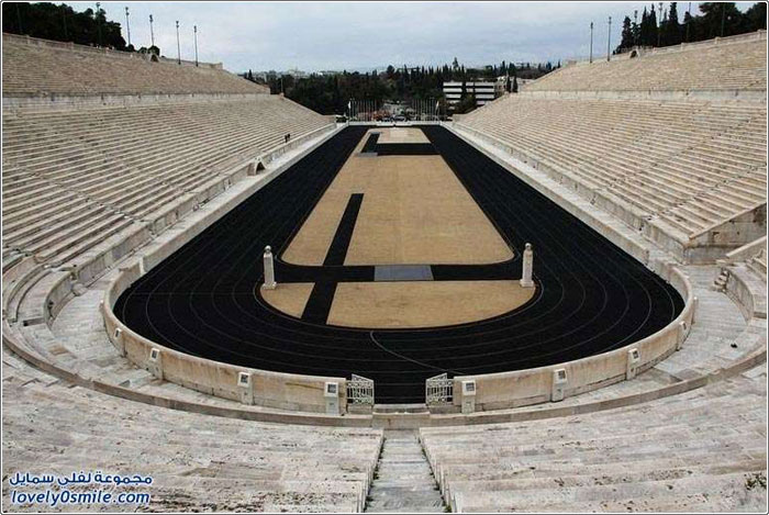 ملعب أول أولمبياد معاصر في أثينا باليونان 1896م
