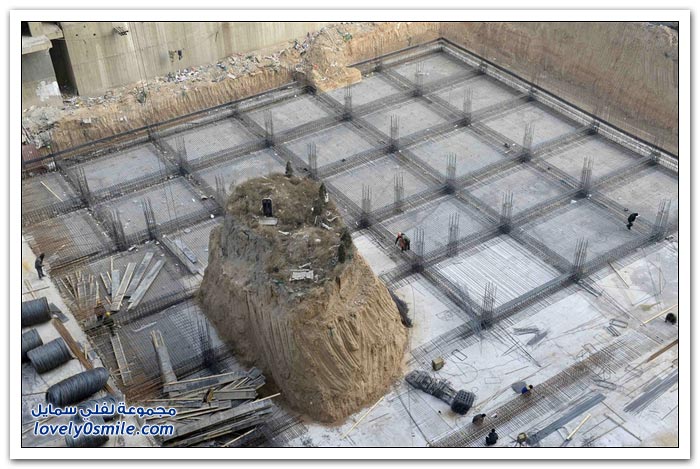 البناء على المقابر في الصين .. حتى المقابر ما سلمت